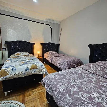 Luxury For Short Rent In Sisli Osmanbey 이스탄불